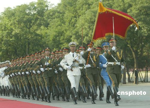 中国三军仪仗大队:144场仪仗司礼见证祖国巨变