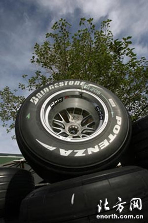 普利司通成为国际汽联f1赛事单一轮胎供应商-