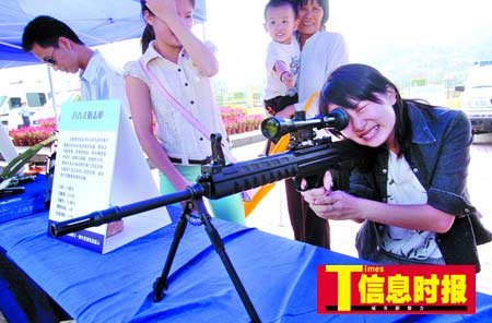 广州南沙分局秀装备狙击步枪400米内毙匪(图)