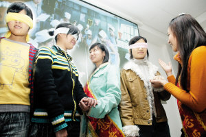 天津师范大学举行试讲会 『盲人演员』『预热