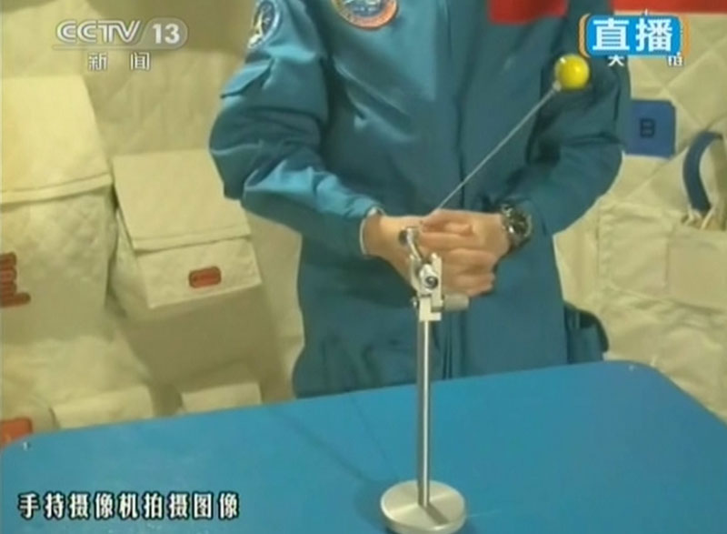 中国首次太空授课 王亚平开讲-神十,太空授课