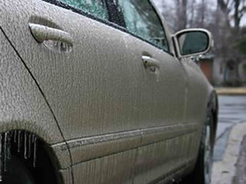 巧 冬季汽车保养细节细数-雨刮器,玻璃清洗液,
