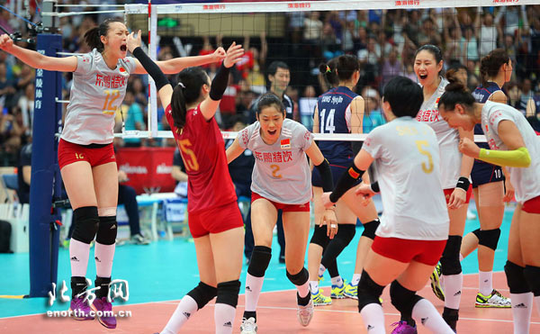 亚锦赛-中国女排3比0韩国时隔4年重夺亚洲冠军