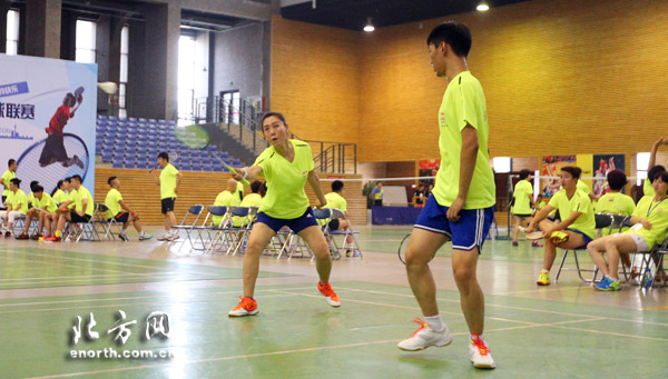 天津市首届业余羽毛球联赛开拍 打造新品牌赛