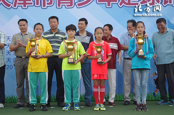 2016年天津市青少年足球锦标赛正式拉开战幕